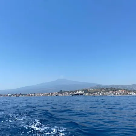 Luna Rossa Apartman Giardini Naxos